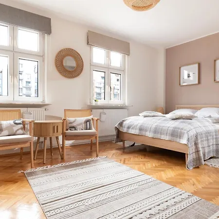 Apartment Klimatyczne 3city W Gdansku Z Widokiem Na Wode By Renters